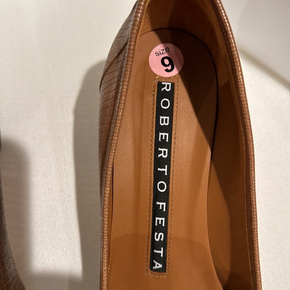 ROBERTO FESTA Embossed Tan LOAFER with Buckle, Size 9.5 - Picture 4 of 11